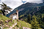 Val Vogna, Valsesia, chiesa di San Grato a Peccia 